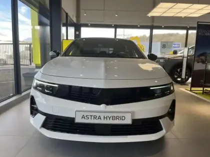 Photo 16 Opel Astra  1.2 Turbo Hybrid 136ch GS e-DCT 6