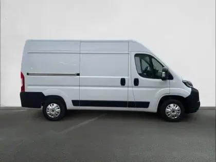 Photo 23 Peugeot Boxer  FOURGON TOLE 3.3 T L2H2 BLUEHDI 140 S&S BVM6