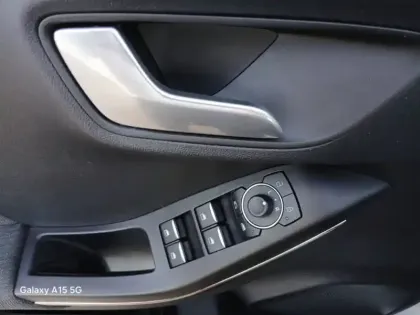 Photo 14 Ford Puma  1.0 EcoBoost 125ch S&S mHEV Titanium Business Powershift