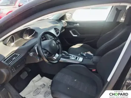 Photo 9 Peugeot 308  PureTech 130ch S&S EAT8