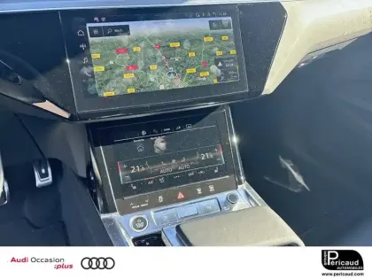 Photo 27 Audi Q8 E-Tron  Sportback 55 408 ch 114 kWh Quattro