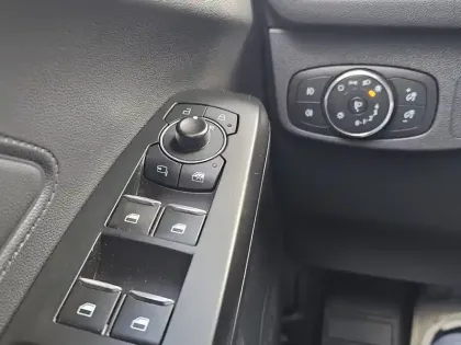 Photo 16 Ford Focus Gén. IV Ph1 ST-Line 5