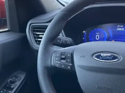 Photo 37 Ford Kuga  2.5 Duratec 225 ch PHEV Powershift