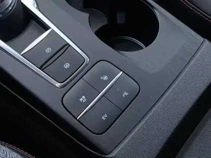 Photo 43 Ford Kuga  2.5 Duratec 225 ch PHEV Powershift