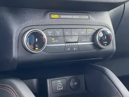 Photo 34 Ford Kuga  2.5 Duratec 225 ch PHEV Powershift