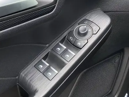 Photo 38 Ford Kuga  2.5 Duratec 225 ch PHEV Powershift
