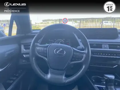 Photo 8 Lexus UX  250h 2WD Executive MY19