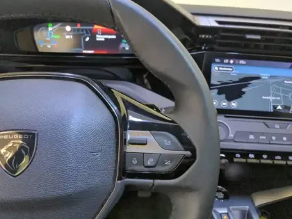 Photo 16 Peugeot 308  PHEV 180 e-EAT8