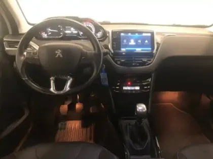 Photo 10 Peugeot 2008  1.2 PureTech 110ch Allure S&S