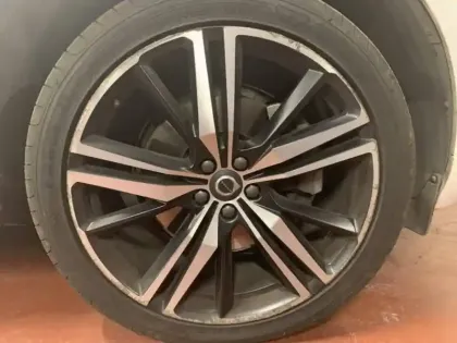 Photo 14 Volvo Xc60  T6 Recharge AWD 253 ch + 87 ch Geartronic 8