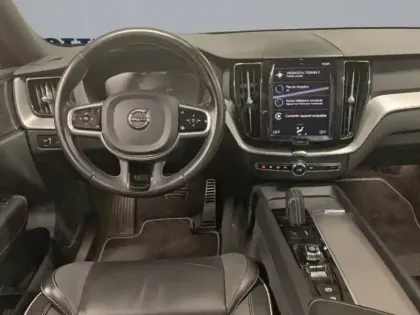 Photo 9 Volvo Xc60  T6 Recharge AWD 253 ch + 87 ch Geartronic 8