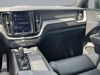 Photo 10 Volvo Xc60  T6 Recharge AWD 253 ch + 87 ch Geartronic 8