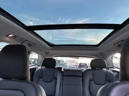 Photo 19 Volvo Xc60  T8 Twin Engine 303 ch + 87 ch Geartronic 8