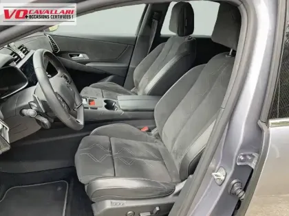 Photo 7 DS Ds 7 DS7 Crossback Hybride 300 E-Tense EAT8 4x4