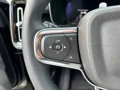 Photo 11 Volvo Xc40  Recharge 231 ch 1EDT