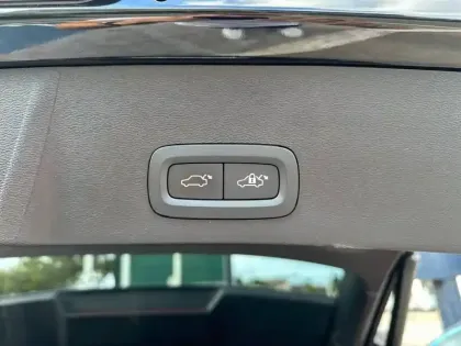 Photo 15 Volvo Xc40  Recharge 231 ch 1EDT