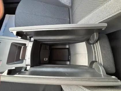 Photo 19 Peugeot 308  BlueHDi 130ch S&S EAT8