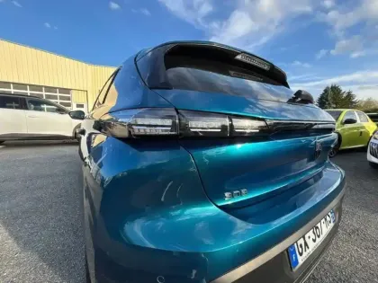 Photo 16 Peugeot 308  BlueHDi 130ch S&S EAT8