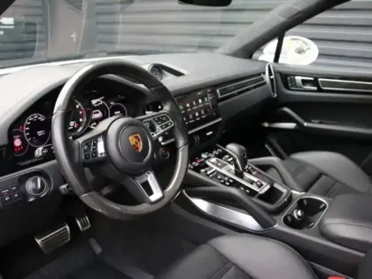 Photo 6 Porsche Cayenne  Coupé 4.0 V8 680ch Turbo S E-Hybrid
