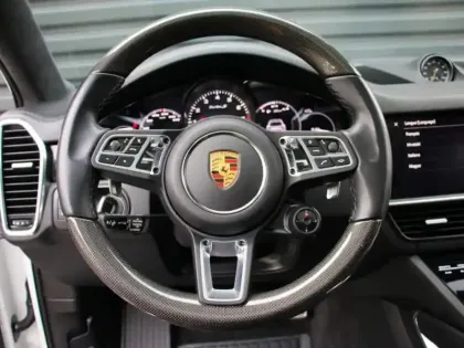 Photo 11 Porsche Cayenne  Coupé 4.0 V8 680ch Turbo S E-Hybrid