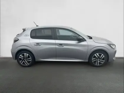 Photo 43 Peugeot 208  PureTech 75 S&S BVM5