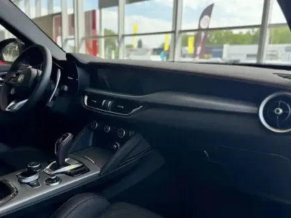 Photo 41 Alfa Romeo Stelvio  2.2 210 ch Q4 AT8