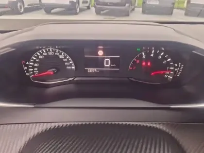 Photo 9 Peugeot 208  PureTech 75 S&S BVM5