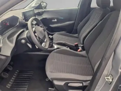 Photo 31 Peugeot 208  PureTech 75 S&S BVM5