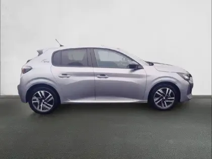 Photo 24 Peugeot 208  PureTech 75 S&S BVM5