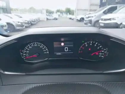 Photo 9 Peugeot 208  PureTech 75 S&S BVM5