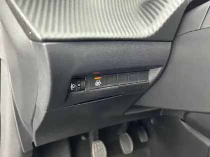 Photo 45 Peugeot 208 Gén. II Ph1 NG Active Pack 5