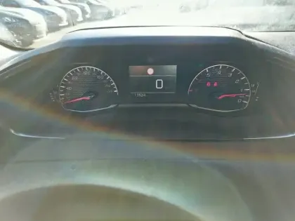 Photo 9 Peugeot 208  PureTech 75 S&S BVM5