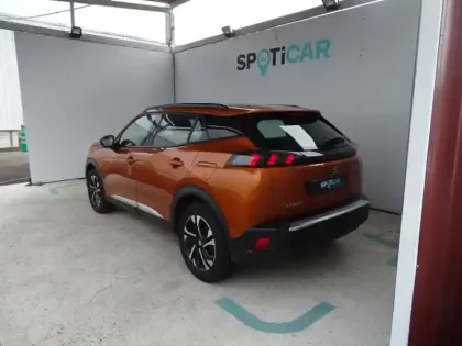 Photo 7 Peugeot 2008  e- 136ch Allure