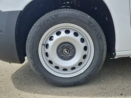 Photo 32 Opel combo  CARGO M 650 KG BLUEHDI 100 S&S BVM6