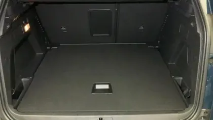 Photo 7 Peugeot 3008  Hybrid 136 e-DCS6 Allure Pack