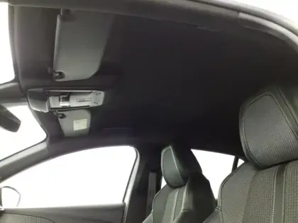 Photo 24 Peugeot 208  Electrique 50 kWh 136ch GT