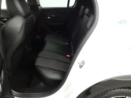 Photo 22 Peugeot 208  Electrique 50 kWh 136ch GT