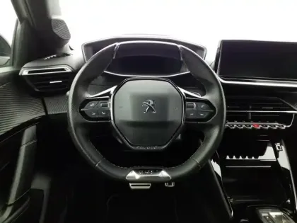 Photo 11 Peugeot 208  Electrique 50 kWh 136ch GT