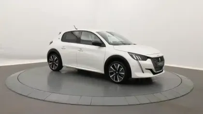 Photo 28 Peugeot 208  Electrique 50 kWh 136ch GT