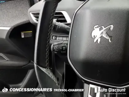 Photo 18 Peugeot 3008  1.2 Puretech 130ch S&S BVM6 Allure