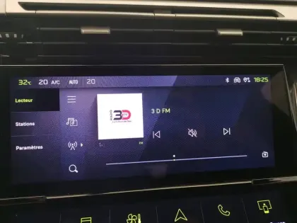 Photo 16 Peugeot 308  PureTech 130ch S&S EAT8