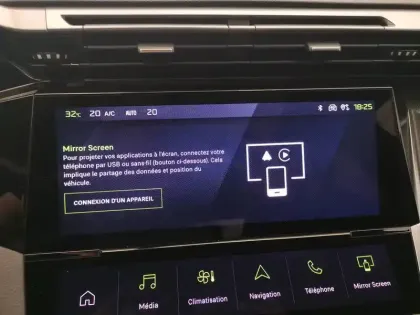 Photo 18 Peugeot 308  PureTech 130ch S&S EAT8