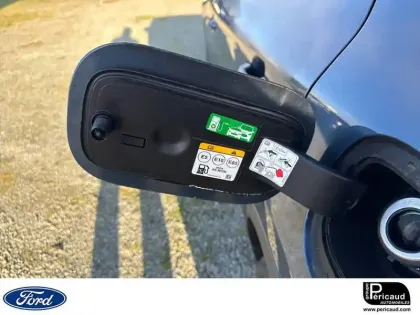 Photo 29 Ford Kuga  2.5 Duratec 190 ch FlexiFuel FHEV E85 Powershift