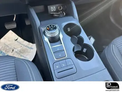 Photo 39 Ford Kuga  2.5 Duratec 190 ch FlexiFuel FHEV E85 Powershift