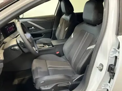 Photo 9 Opel Astra Gén. III Ph1 GS 5