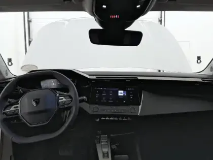 Photo 27 Peugeot 308  PHEV 180 e-EAT8