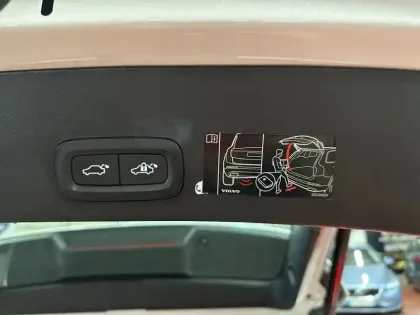 Photo 16 Volvo Xc40  T5 Recharge 180+82 ch DCT7