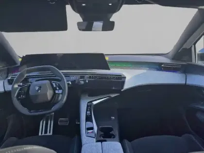 Photo 7 Peugeot 5008  Electrique 73 kWh 210 ch