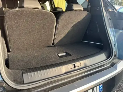 Photo 5 Peugeot 5008  Electrique 73 kWh 210 ch