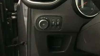 Photo 17 Opel Crossland  1.2 Turbo 130 ch BVM6 Elegance